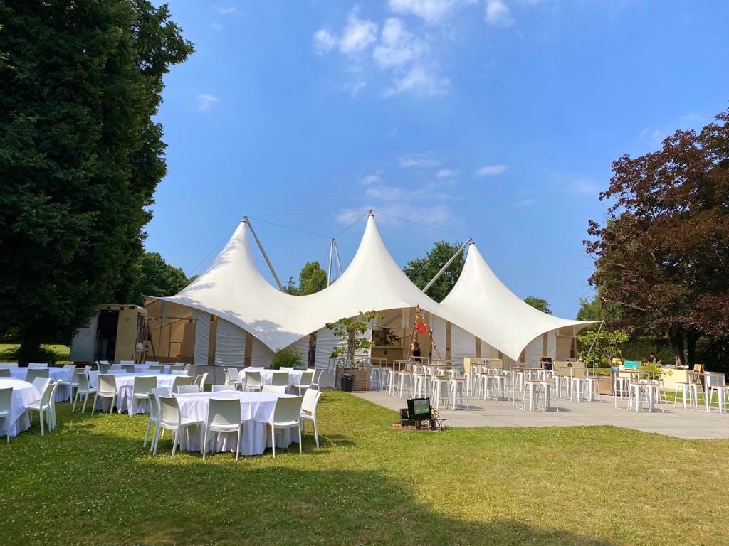 Feestzaal Paleis van Torenhof in het groen